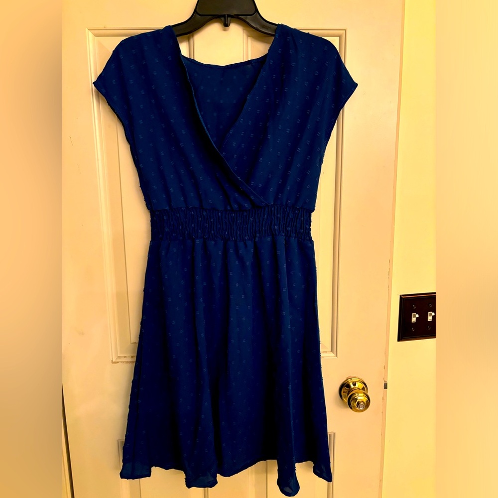 New! Women’s Temu Blue Dress. Size Medium